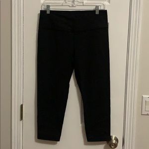 Victoria’s Secret VSX Knockout capris